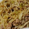 Ｍぱん's cooksnap of when they made 遅い夕食に！あげ玉と豚バラ肉の焼うどん.