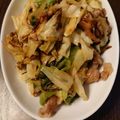 ★ともみん★☆'s cooksnap of when they made 豚肉とキャベツの塩昆布炒め.