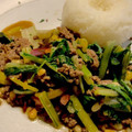 nobumuu's cooksnap of when they made ラム挽肉とパクチーと松の実の炒め物.