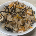 beginner♡Y's cooksnap of when they made ひじき＆鮭の簡単炊き込みごはん☆.