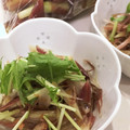 まおりん's cooksnap of when they made 茎みょうがの梅かつおあえ.