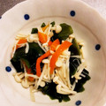 匿名です's cooksnap of when they made わかめとえのきのサラダ.