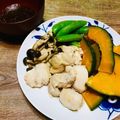 あやひこにゃん's cooksnap of when they made 鶏もも肉と野菜のレンジ蒸し.