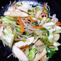 キラりん☆ミ's cooksnap of when they made 蒲鉾の野菜炒め.