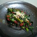 トモヨ0310's cooksnap of when they made 褒めらレシピ/梅和え春にら.