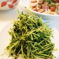 クックE662AA☆'s cooksnap of when they made 簡単豆苗シャキシャキ炒め.