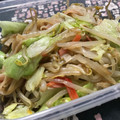 Faiza's cooksnap of when they made 超簡単！もやしとカニカマとレタスのサラダ.