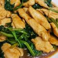とかげのおかあさん's cooksnap of when they made 鶏胸肉ほうれん草のにんにくバター醤油炒め.