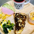 choco831's cooksnap of when they made 肉味噌☆はちみつ☆マヨトースト.