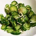 絢mam's cooksnap of when they made ポンのきゅうりとワカメの酢の物.