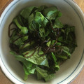 nobu51's cooksnap of when they made セロリの葉と塩こんぶの簡単漬け.
