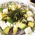 YUKIKI☆'s cooksnap of when they made ハワイ風♪アボカドと新玉ねぎの豆腐ポキ！.