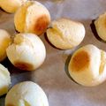 akubi0903's cooksnap of when they made 片栗粉でポンデケージョ.
