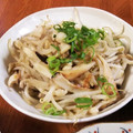 低カロ探検隊's cooksnap of when they made 味付けはダシダのみ！もやしとキノコ炒め☆.