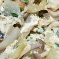 ち（＊´・ω・｀）ろ's cooksnap of when they made 新玉ねぎときのこの卵とじ.