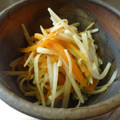 wRYOw's cooksnap of when they made 大根の皮きんぴら、柚子胡椒風味。.