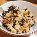 ma04tsu's cooksnap of when they made 炊飯器で簡単に。ひじきの炊き込みごはん.