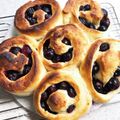 ukaちん's cooksnap of when they made ミルキーブルーベリーパン.
