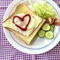 ふたごゆき's cooksnap of when they made 長女作☆目玉焼きのっけトースト.