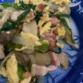 料理初心者男。's cooksnap of when they made しめじとベーコンの玉子炒め.