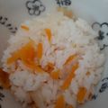 カクヨ's cooksnap of when they made 人参と玉葱のガーリックバターライス.