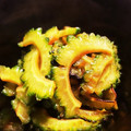milestone★'s cooksnap of when they made 苦いから旨いWつまみゴーヤ炒め.