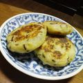 MAHO堂's cooksnap of when they made 塩コンブdeじゃが＆おからのムッチリ焼き.