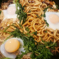 みい５２１２'s cooksnap of when they made すき焼きの残りで…簡単温玉肉うどん.