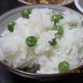 じんとっと's cooksnap of when they made 緑鮮やか　翡翠色の豆ご飯.