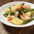 ﾎﾟｯﾁU・x・U's cooksnap of when they made 海老とじゃがいものガーリック炒め.