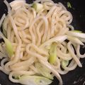 忘れん坊の覚え書き's cooksnap of when they made 冷凍うどん＋ネギ塩で簡単節約おひる.