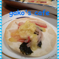 gakoちゃん's cooksnap of when they made 餃子の皮で簡単カニカマ和風ピザ☆.