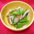 かずちゃん。's cooksnap of when they made 絹さやとちくわのバター醤油炒め.
