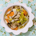 Yumi_666's cooksnap of when they made 白菜としいたけのスープ.