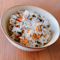 クック8JUSBS☆'s cooksnap of when they made だしパックで簡単ひじきの炊き込みごはん.