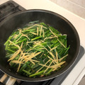 ロミs's cooksnap of when they made もやしとニラと豚しゃぶ肉の重ね蒸し煮.