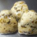 三つ星母ちゃん's cooksnap of when they made ☆博多辛子高菜 すり胡麻 おにぎり.