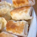 CS555's cooksnap of when they made ハムとチーズの簡単春巻風おつまみ.