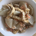いずみはる's cooksnap of when they made 簡単レシピ♡大根と桜エビ、油揚げの煮物.
