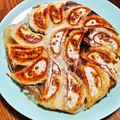 ヨネどん's cooksnap of when they made パリパリ☆お店の羽付き餃子の焼き方.