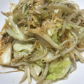 あきプー☆'s cooksnap of when they made 簡単☆キムチ野菜炒め.