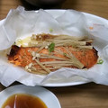 みぃくんのママ's cooksnap of when they made 旬の鮭で♪きのこと一緒にレンジ蒸し.
