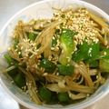 由芽15's cooksnap of when they made えのきとピーマンのごま油炒め.