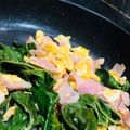 ra☆pin's cooksnap of when they made モロヘイヤの卵とじ.