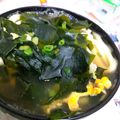 ユーロン's cooksnap of when they made すぐ出来る！わかめと卵のあったかうどん♡.
