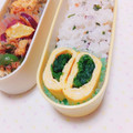 まあまま☆0403's cooksnap of when they made お弁当。卵焼き、ほうれん草巻き.