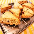 memgeg's cooksnap of when they made ザクふわ♡菜種油でグラノーラスコーン.