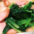 momojelly's cooksnap of when they made ✽♥ベーコンと小松菜の簡単レンジソテー♥.