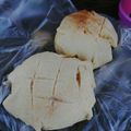 里之助's cooksnap of when they made 夕張メロンカスタード入り夕張メロンパン.