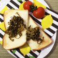 horseland's cooksnap of when they made かんたん❀高菜トースト.
